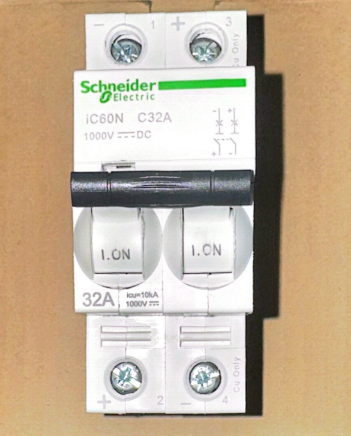 2-Pole 1000V 32A DC Circuit Breaker — Schneider Electric